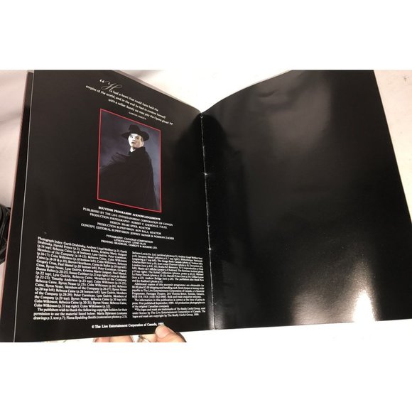 The Phantom Of the Opera Pantages Theatre Toronto Book & 2 Theatre Programs - Picture 15 of 16